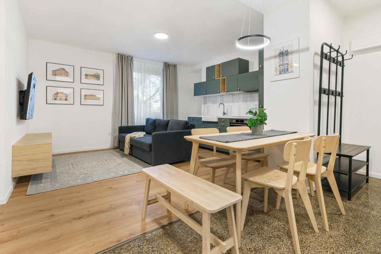 Bratislava Touch 2 Bedroom Apt المظهر الخارجي الصورة